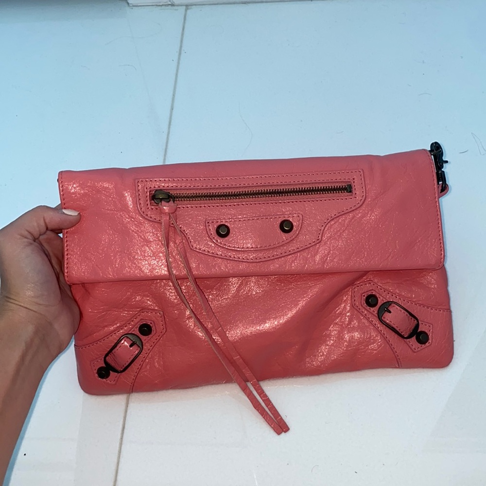 Authentic Balenciaga Agneau Giant clutch in pink